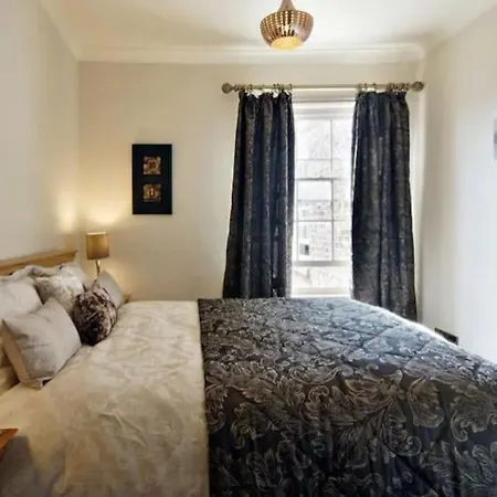 Pear Centre - Self Check-in *