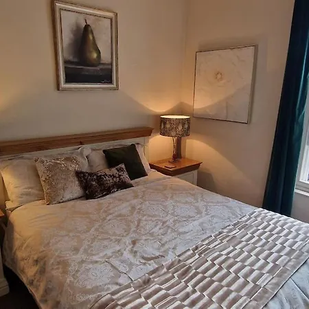 Pear Centre - Self Check-in Apartment