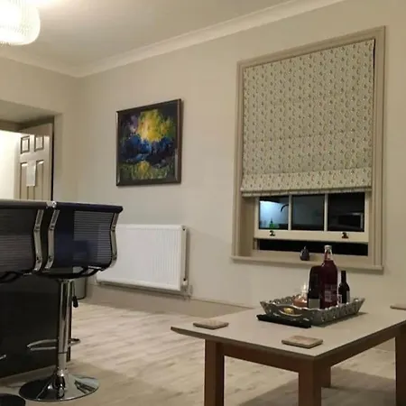 Pear Centre - Self Check-in Apartment *